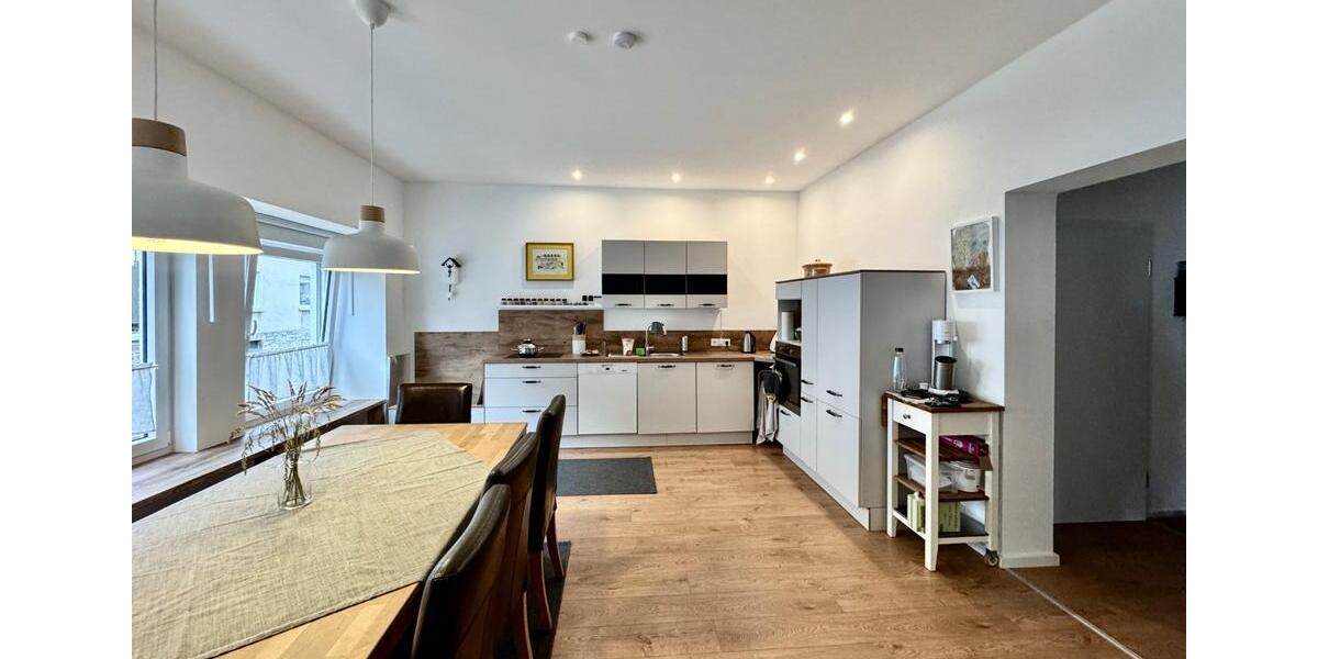 Erdgeschosswohnung, liebevoll renoviert 3 zimmer