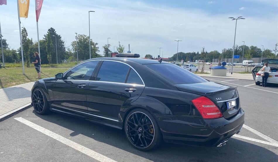 Mercedes-Benz S 500 335.000 km 17.999 € Elbe 38274