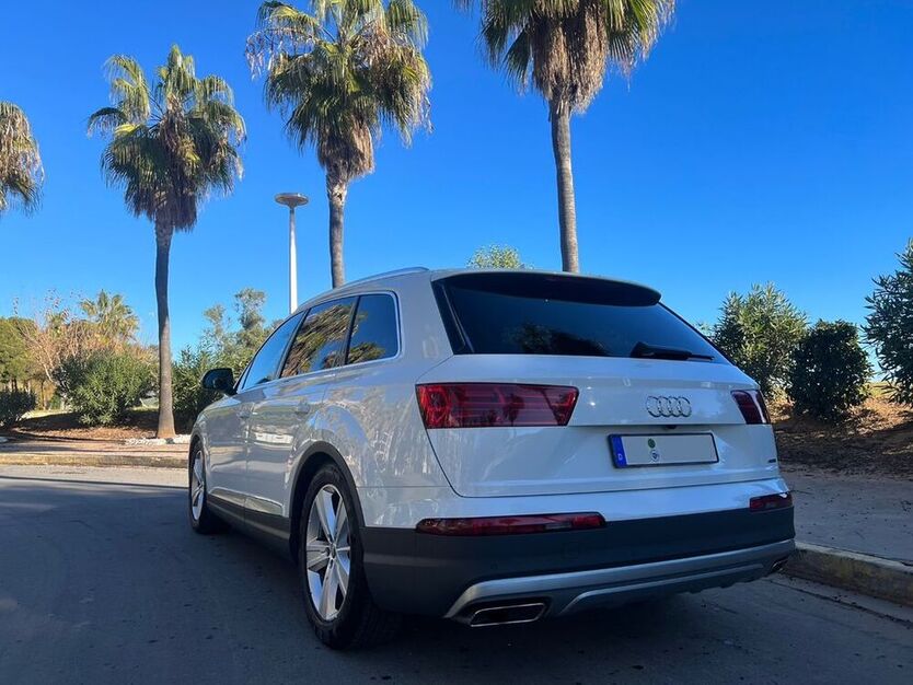 Q7