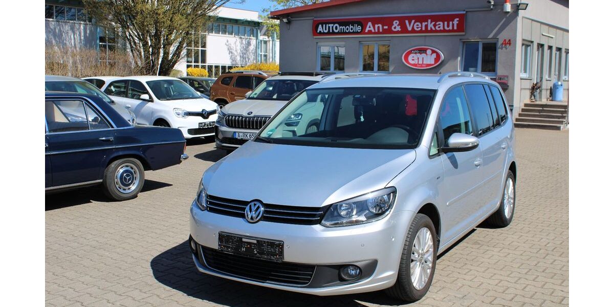 VW Touran 98.500 km 11.990 &euro; Augsburg 86165