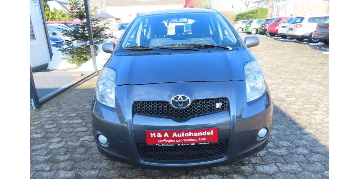 Toyota Yaris 210.200 km 2.999 &euro; Geestland 27607