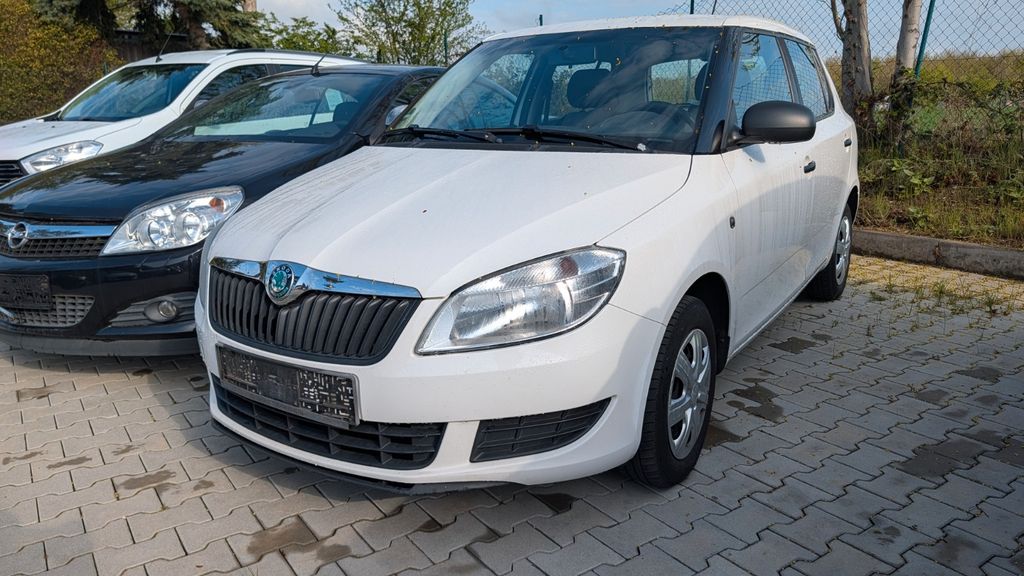 Skoda Fabia 199.999 km 990 &euro; Leipzig 04179