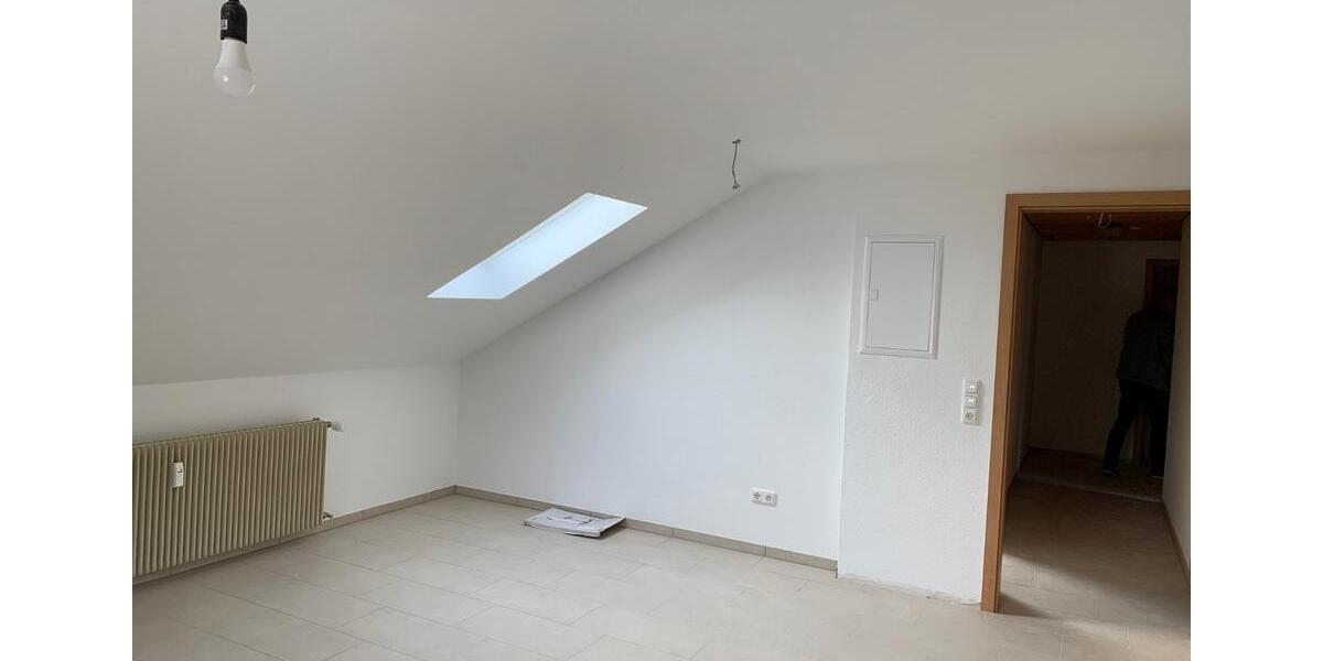 Dachgeschoßwohnung Bad Bocklet - 3 Zimmer, 55 m&sup2;, 495&euro; | Angebot:24860743