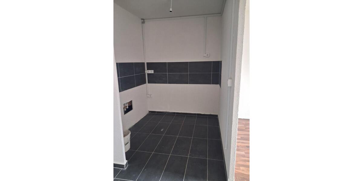 Etagenwohnung Schneeberg - 4 Zimmer, 70 m&sup2;, 455&euro; | Angebot:26168403