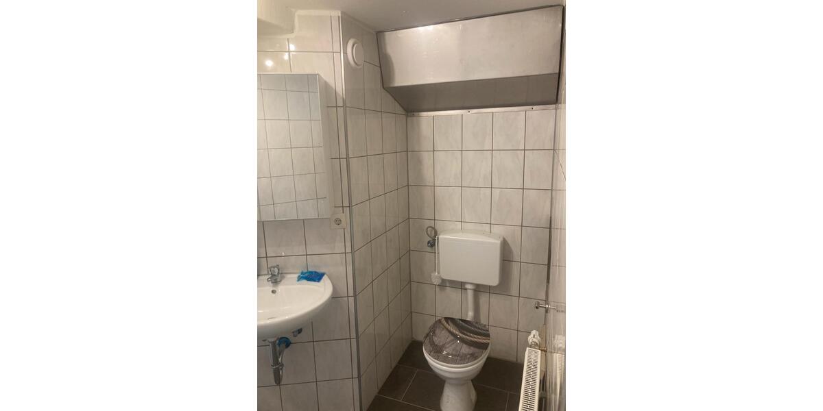 Etagenwohnung Münsingen - 1 Zimmer, 20 m&sup2;, 220&euro; | Angebot:26247520