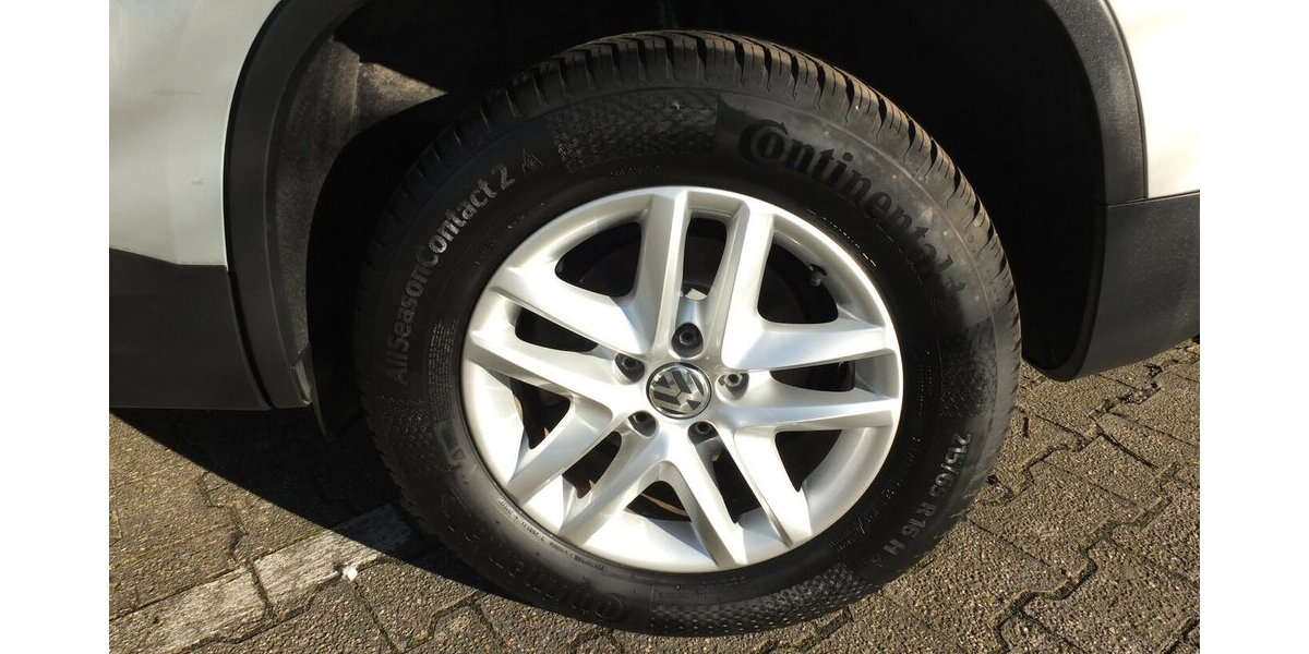 VW Tiguan 1.4 TSi FREESTYLE orig ATM 68.108km 147.540 km 8.450 &euro; Köln 50858
