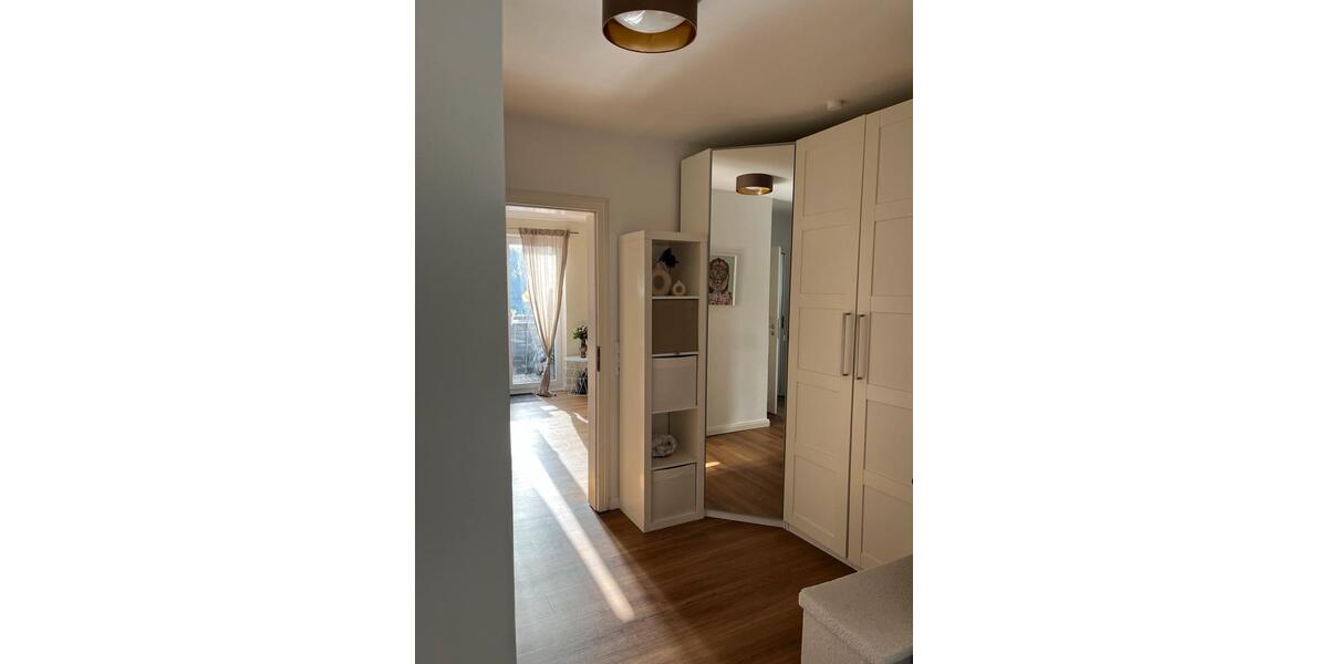 Dachgeschoßwohnung Essen Stadtbezirk IV - 4 Zimmer, 79 m&sup2;, 245.000&euro; | Angebot:25442261