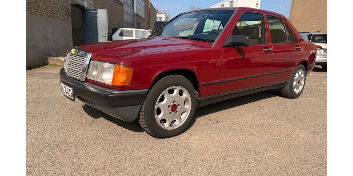 Mercedes-Benz 190 177.000 km 6.900 &euro; FRANKFURT 65933