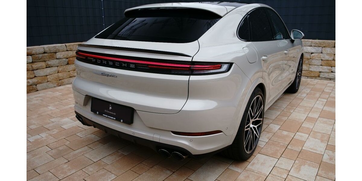 Porsche Cayenne 3.500 km 121.890 &euro; Asslar 35614