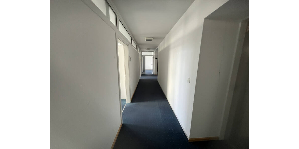 Gewerbeobjekt Chemnitz Adelsberg - 8 Zimmer, 2 m&sup2;, 1.950.000&euro; | Angebot:25738629