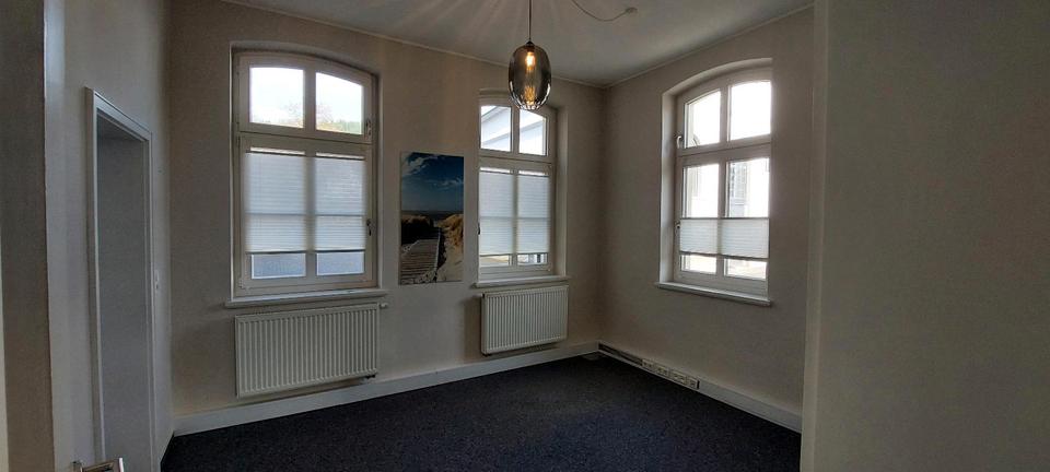 Gewerbeobjekt Marsberg - 250&euro; | Angebot:25541159