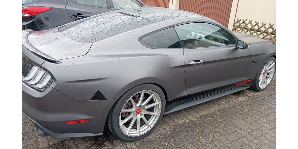 Ford Mustang 117.566 km 29.999 &euro; Neustadt 67435