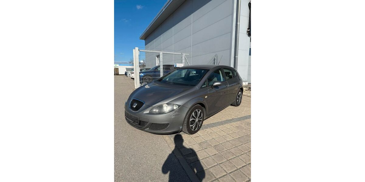 Seat Leon 240.506 km 2.390 &euro; Regensburg 94467