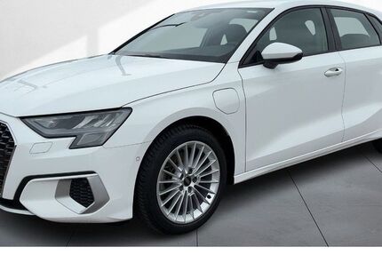 Audi A3 22.767 km 26.490 &euro; Dresden 01169