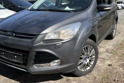 Ford Kuga 155.831 km 7.990 &euro; Königswinter 53639