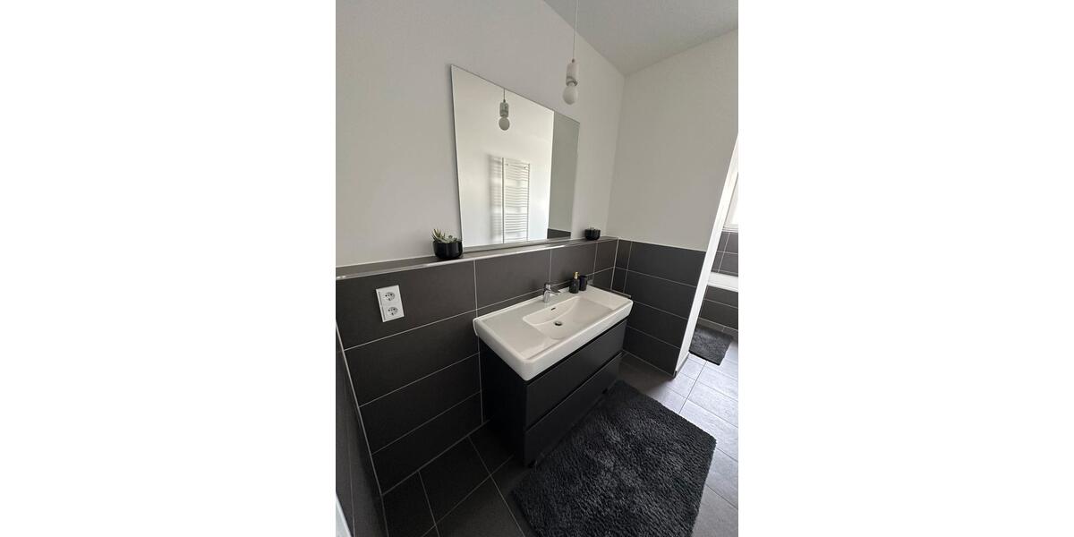 Reihenhaus Hanau Kesselstadt - 4 Zimmer, 108 m&sup2;, 1.990&euro; | Angebot:25934022