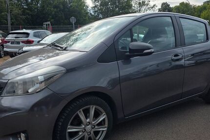 Toyota Yaris 310.000 km 3.999 &euro; Saarlouis 66740