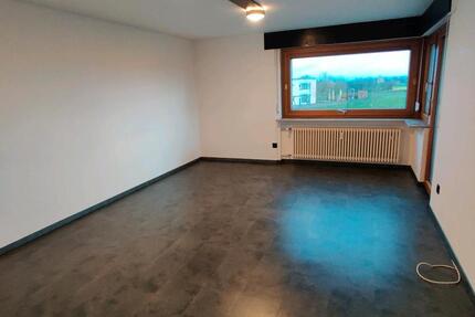 Wohlfühlwohnung mit Balkon und traumhaftem Ausblick ins Grüne 3.5 zimmer