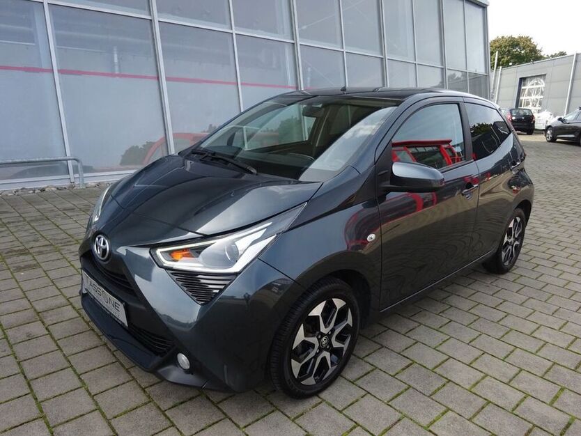 Aygo (X)