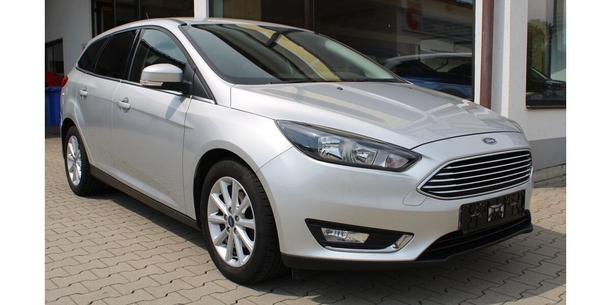 Ford Focus 105.645 km 9.890 &euro; Teisendorf 83317