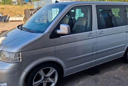 VW T5 Multivan 235.898 km 14.999 &euro; Todtnau 79674