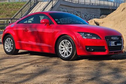 Audi TT 180.652 km 8.990 &euro; Berlin 12683