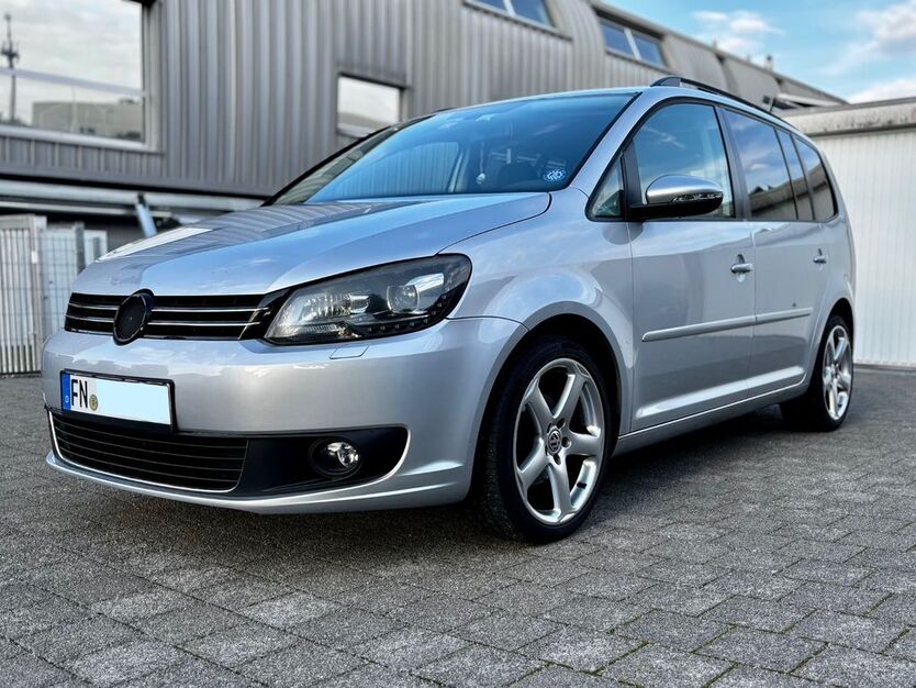 VW Touran 170.321 km 7.100 € Friedrichshafen 88048