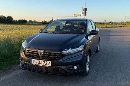 Dacia Sandero 88.000 km 9.800 &euro; Babenhausen 64832