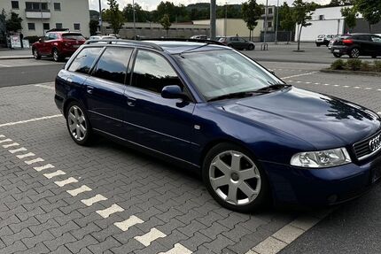 Audi A4 209.000 km 4.000 &euro; Arnsberg 59821