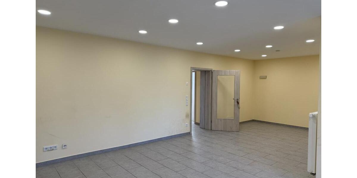 Erdgeschoßwohnung Odenthal - 3 Zimmer, 118 m&sup2;, 1.300&euro; | Angebot:25308653