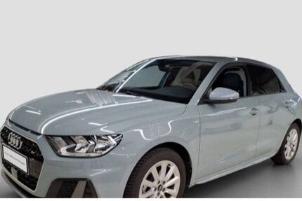 Audi A1 7.615 km 23.439 &euro; Berlin 13581