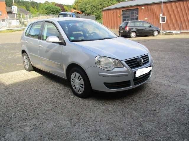 VW Polo 128.000 km 2.950 € Ibbenbueren 49477
