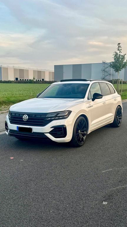 VW Touareg 125.000 km 44.500 € Rostock 18055