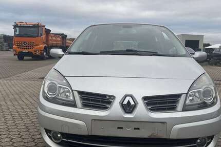 Renault Scenic 218.000 km 2.300 &euro; Schweich-Issel 54338