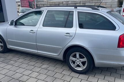 Skoda Octavia 227.800 km 3.490 &euro; Memmingen 87700
