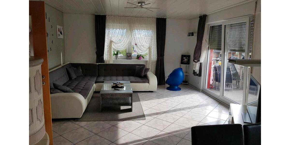 Etagenwohnung Eislingen (Fils) - 3.5 Zimmer, 86 m&sup2;, 210.000&euro; | Angebot:24723683