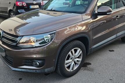 VW Tiguan 125.200 km 12.000 &euro; Stuttgart 70569