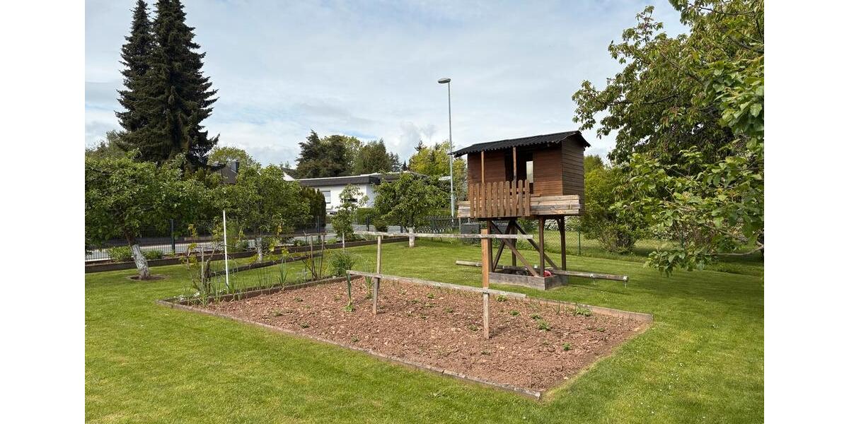 Einfamilienhaus Frankenberg (Eder) - 6 Zimmer, 140 m&sup2;, 375.000&euro; | Angebot:26835339