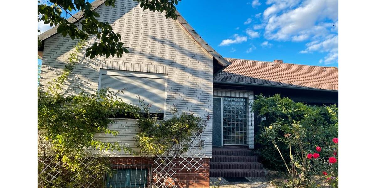 Einfamilienhaus Königslutter am Elm - 4 Zimmer, 120 m&sup2;, 1.150&euro; | Angebot:26319212