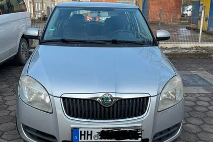 Skoda Fabia 93.460 km 2.499 &euro; Hamburg 22307
