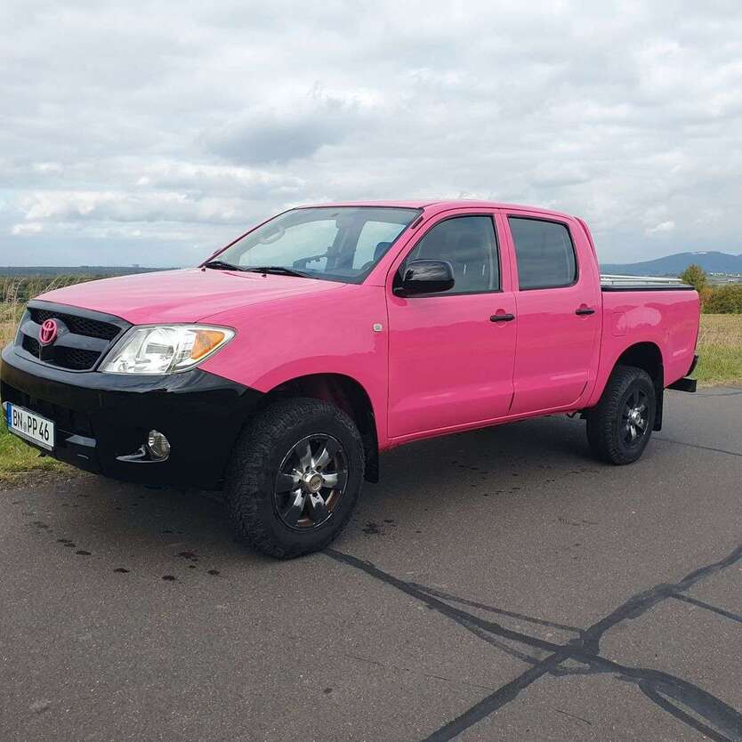 Toyota Hilux 223.000 km 16.900 € Nideggen 52385