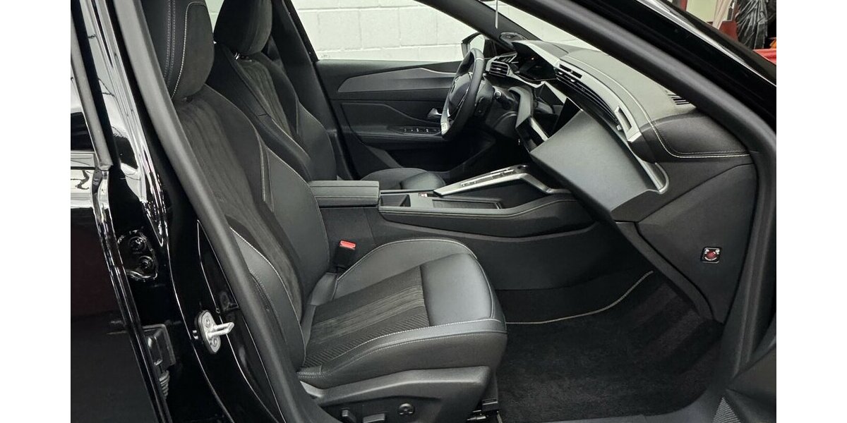 Peugeot 408 GT 225 Plug-In Hybrid FULL LED CARPLAY CAM 24.550 km 29.270 &euro; Lich 35423