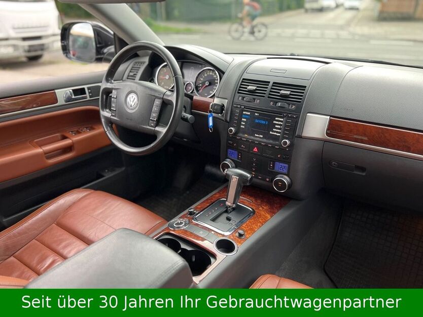 VW Touareg 238.738 km 8.890 € München 81825