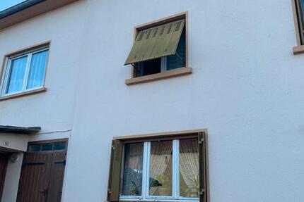 Haus Überherrn - 23 Zimmer, 230 m&sup2;, 230.000&euro; | Angebot:27168909