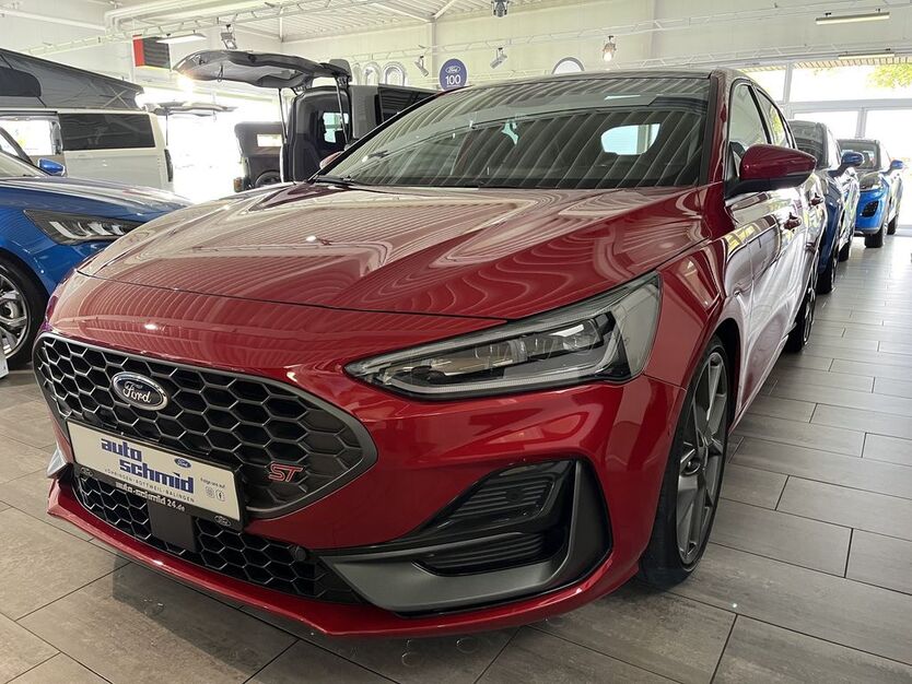 Ford Focus 12.500 km 34.990 € Rottweil 78628