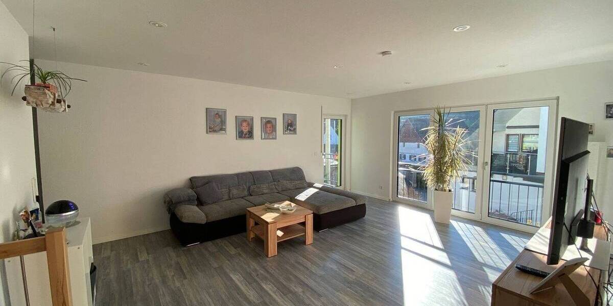 Modernes Einfamilienhaus mit Wohlfühlcharakter in Degerfelden 6 zimmer