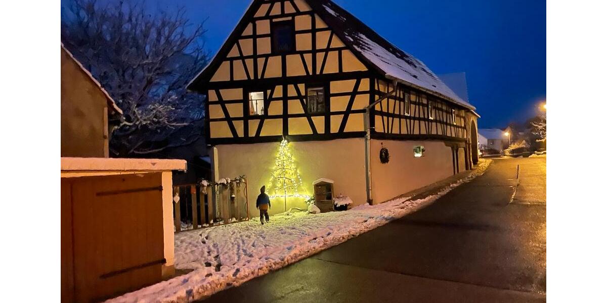 Bauernhaus, Landhaus Schmölln - 5 Zimmer, 159 m&sup2;, 1.000&euro; | Angebot:26262039