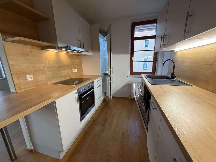 Wohnung zum Mieten in Chemnitz 325 € 56.35 m²