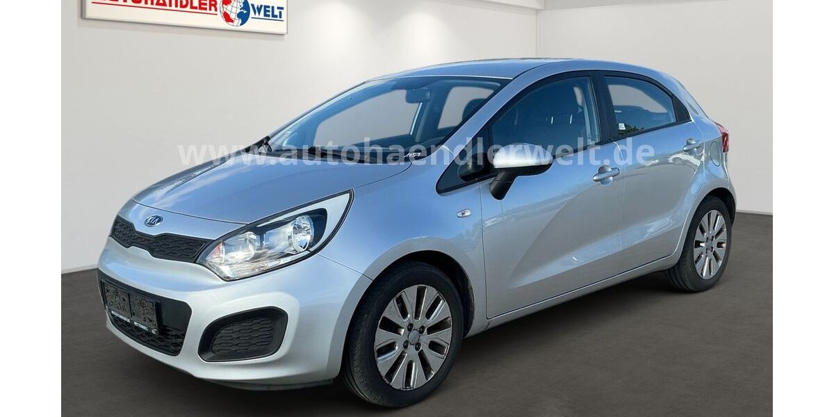 Kia Rio 185.108 km 3.399 &euro; Brehna 06796