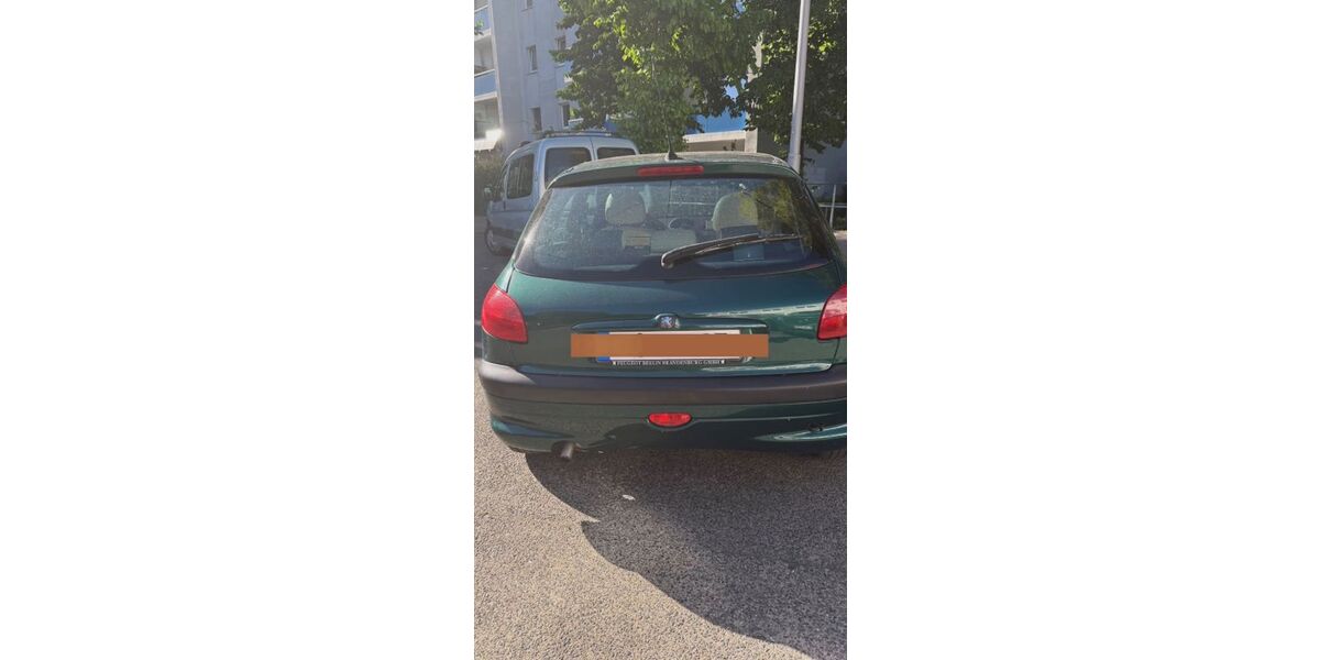Peugeot 206 108.900 km 1.400 &euro; Berlín 13583
